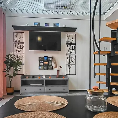 Amazing In With Wifi *
