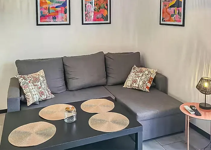 Vakantiehuis 2 Bedroom Gorgeous In - Ppl971 Wytowno